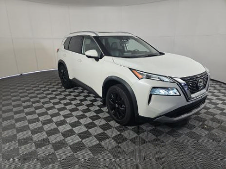 Used 2021 Nissan Rogue SV w/ Premium Package AWD/4WD image 2