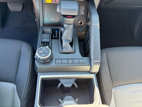 Used 2025 Toyota 4Runner TRD Off-Road image 24