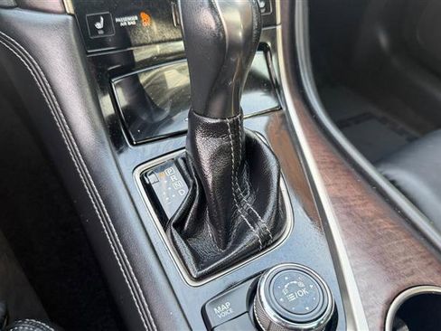 Used 2017 INFINITI Q50 Sport AWD/4WD image 38