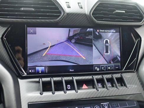 Used 2023 Lamborghini Urus Performante image 28