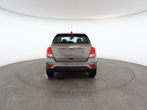 Used 2020 Chevrolet Trax LS image 14
