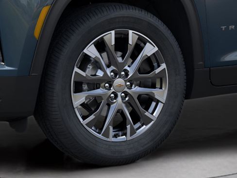 New 2026 Chevrolet Traverse LT w/ Sun and Wheel Package FWD image 59