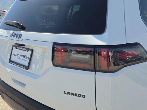 New 2026 Jeep Cherokee Laredo AWD/4WD image 10
