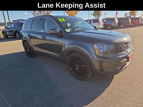 Used 2022 Kia Telluride SX w/ Nightfall Edition Package image 9