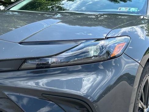 Used 2025 Toyota Camry SE w/ Convenience Package FWD image 10