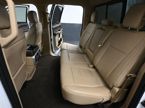 Used 2019 Ford F150 Lariat w/ Equipment Group 502A Luxury image 39