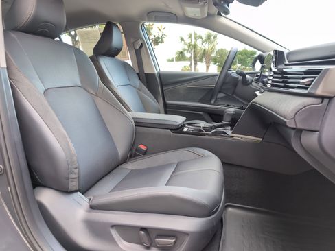 Certified 2026 Toyota Camry XLE FWD image 32