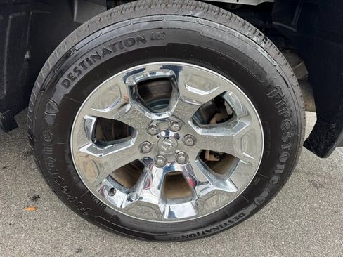 Used 2019 RAM 1500 Big Horn image 12