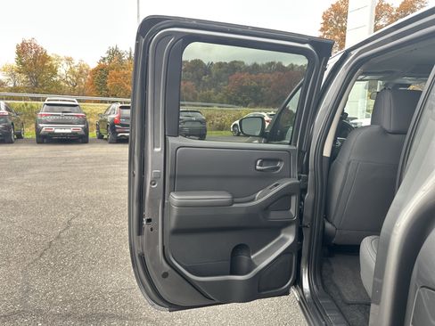 New 2026 Nissan Frontier S image 26