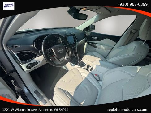 Used 2019 Jeep Cherokee Limited w/ Technology Group AWD/4WD image 20