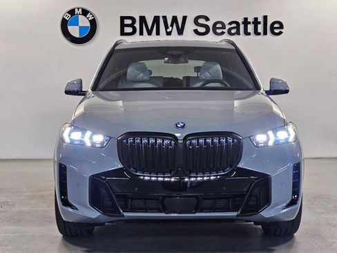 New 2026 BMW X5 xDrive50e w/ M Sport Package AWD/4WD image 6