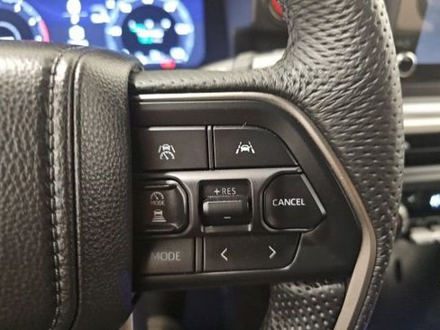 Used 2025 Toyota Tacoma TRD Sport image 20