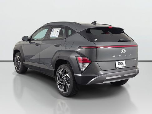 Used 2026 Hyundai Kona SEL Premium AWD/4WD image 3