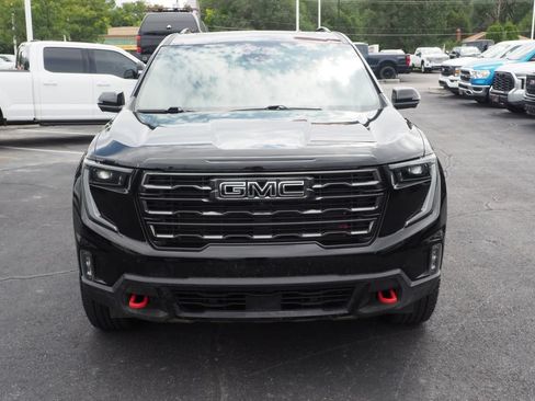 Used 2024 GMC Acadia AT4 w/ Luxury Package AWD/4WD image 2