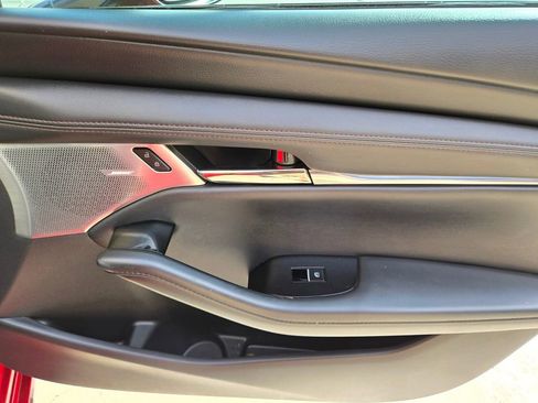 Used 2022 MAZDA MAZDA3 s image 21