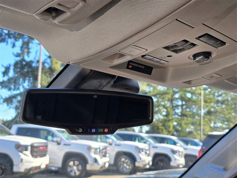 Used 2020 Chevrolet Tahoe LT w/ Luxury Package image 27