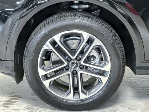 New 2025 Audi Q5 Premium Plus image 25