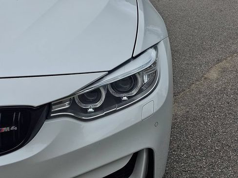 Used 2017 BMW M4 Convertible RWD image 11