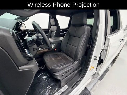 Certified 2023 Chevrolet Silverado 1500 High Country w/ Technology Package image 10