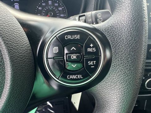 Used 2021 Kia Soul LX FWD image 19