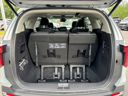 New 2025 Kia Carnival SX Prestige image 8