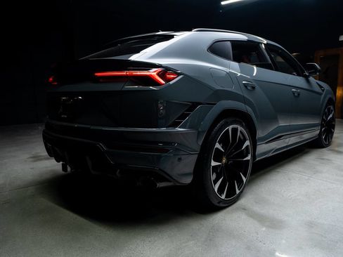 Used 2023 Lamborghini Urus S AWD/4WD image 19