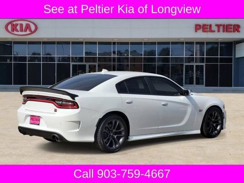 Used 2022 Dodge Charger Scat Pack w/ Harman/Kardon Audio Group RWD image 4