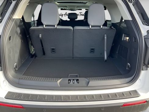 New 2026 Ford Explorer Active w/ Active Comfort Package AWD/4WD image 22