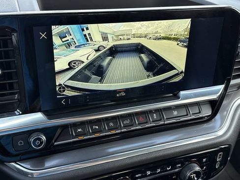 Used 2024 Chevrolet Silverado 1500 High Country w/ High Country Premium Package image 21