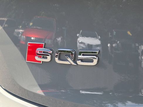 Used 2022 Audi SQ5 Premium Plus w/ Premium Plus Package AWD/4WD image 30