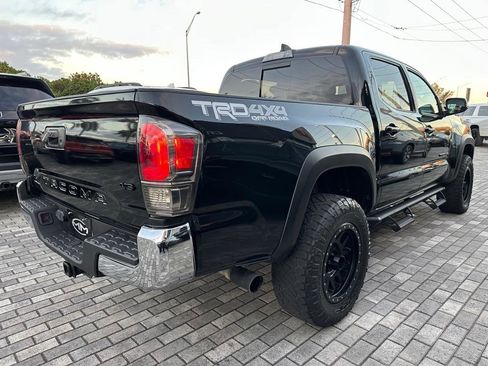 Used 2021 Toyota Tacoma TRD Off-Road AWD/4WD image 7