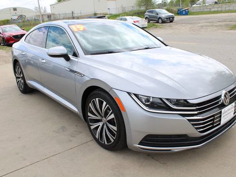 Used 2019 Volkswagen Arteon SEL FWD image 4