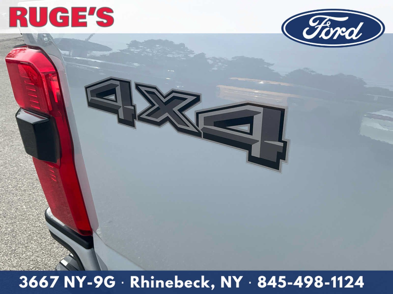 Used 2025 Ford F350 XLT w/ Black Appearance Package AWD/4WD image 15