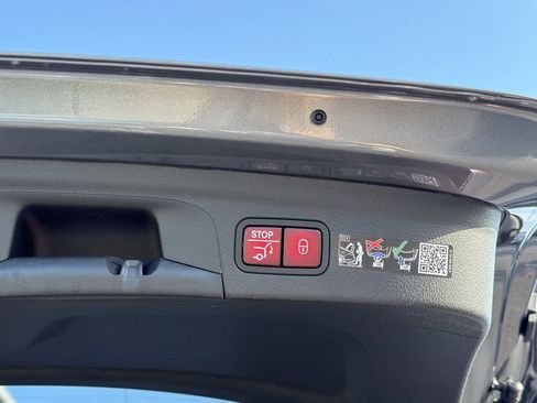 Certified 2026 Mercedes-Benz GLE 350 4MATIC image 21