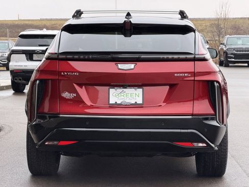 Used 2025 Cadillac Lyriq Luxury image 8