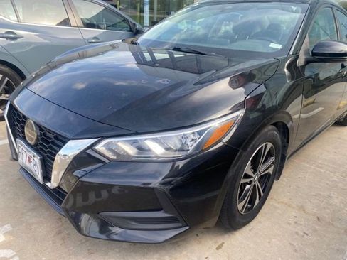 Used 2020 Nissan Sentra SV image 1