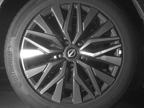 Used 2025 Nissan Altima 2.5 SV FWD image 15