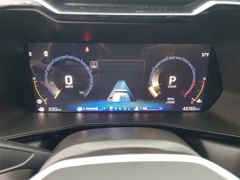 Used 2024 Chevrolet Colorado LT w/ LT Convenience Package image 13