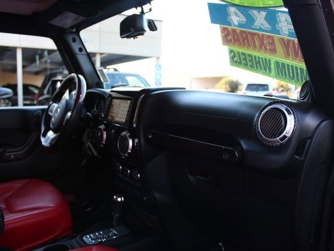 Used 2014 Jeep Wrangler Rubicon image 27