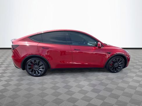 Used 2022 Tesla Model Y Performance AWD/4WD image 2