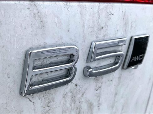 New 2026 Volvo V60 B5 Cross Country Ultra w/ Protection Package Premier AWD/4WD image 9