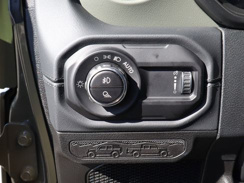 New 2026 Jeep Gladiator Mojave w/ Safety Group image 12