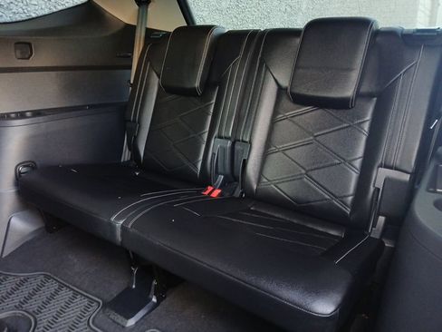 Used 2024 Volkswagen Atlas SE FWD image 5