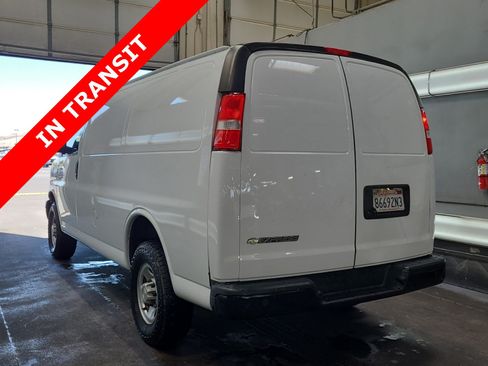 Used 2022 Chevrolet Express 2500 w/ Driver Convenience Package RWD image 5