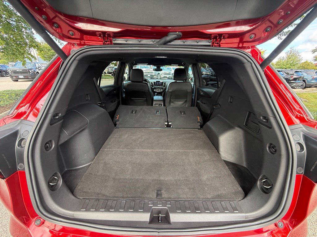Used 2023 Chevrolet Equinox RS w/ RS Leather Package AWD/4WD image 29