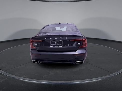 Used 2022 Volvo S60 T8 R-Design AWD/4WD image 7