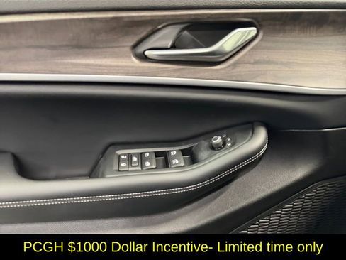 New 2026 Jeep Grand Cherokee Laredo image 25