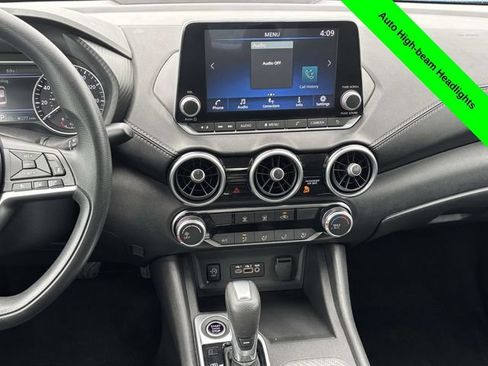 Used 2024 Nissan Sentra SV FWD image 27