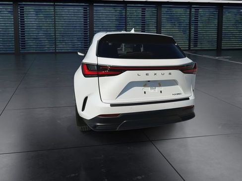 Used 2025 Lexus NX 250 FWD w/ Accessory Package (K3) image 7