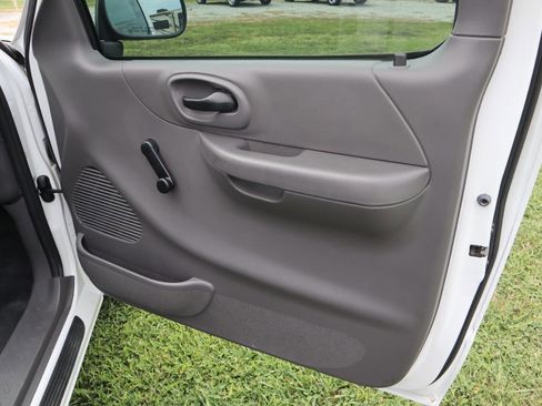 Used 2004 Ford F150 XL image 23